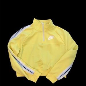 Nike Cropped Funnel Neck Quarter Zip